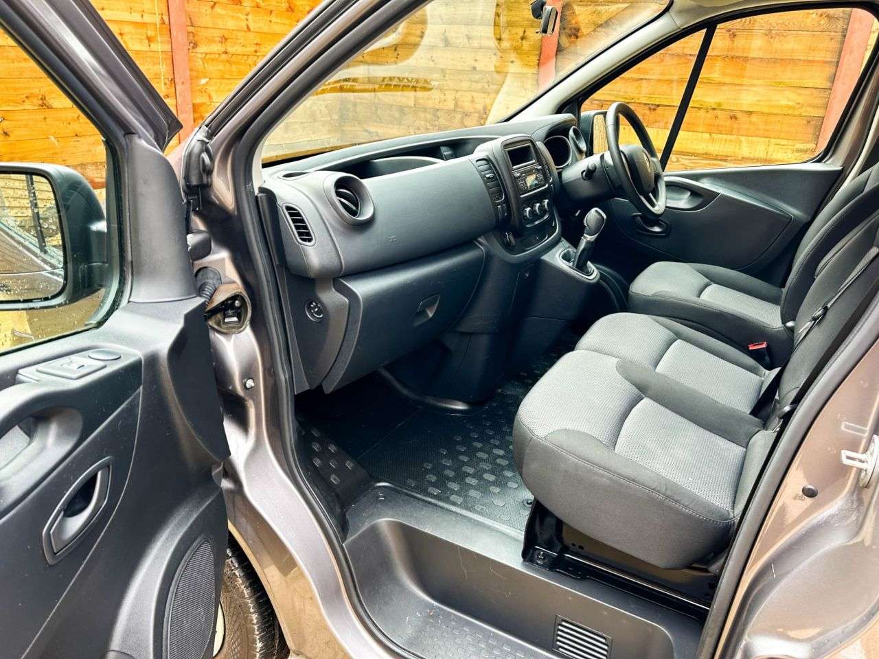 2020 RENAULT TRAFIC 2020 RENAULT TRAFIC