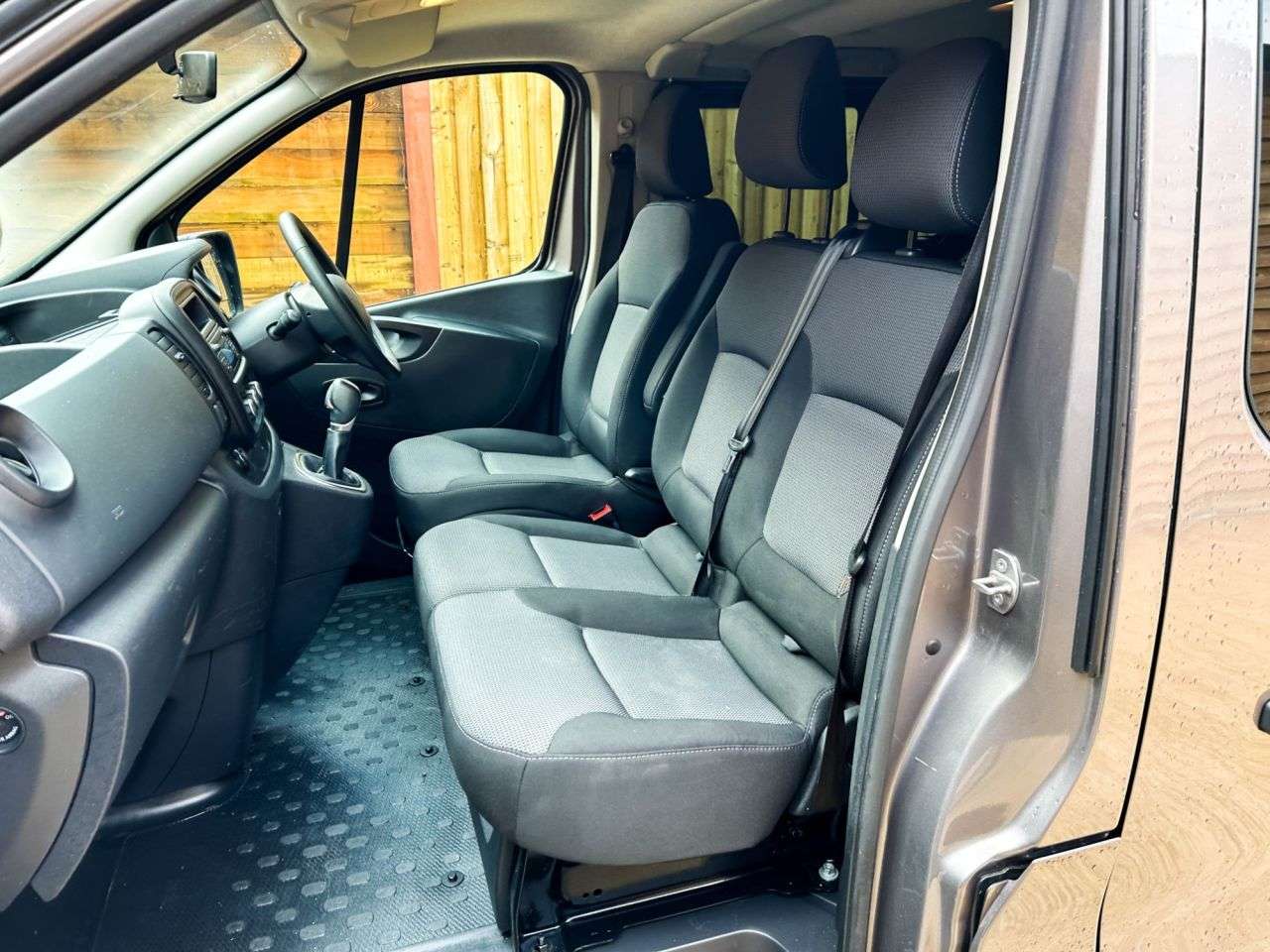 2020 RENAULT TRAFIC 2020 RENAULT TRAFIC