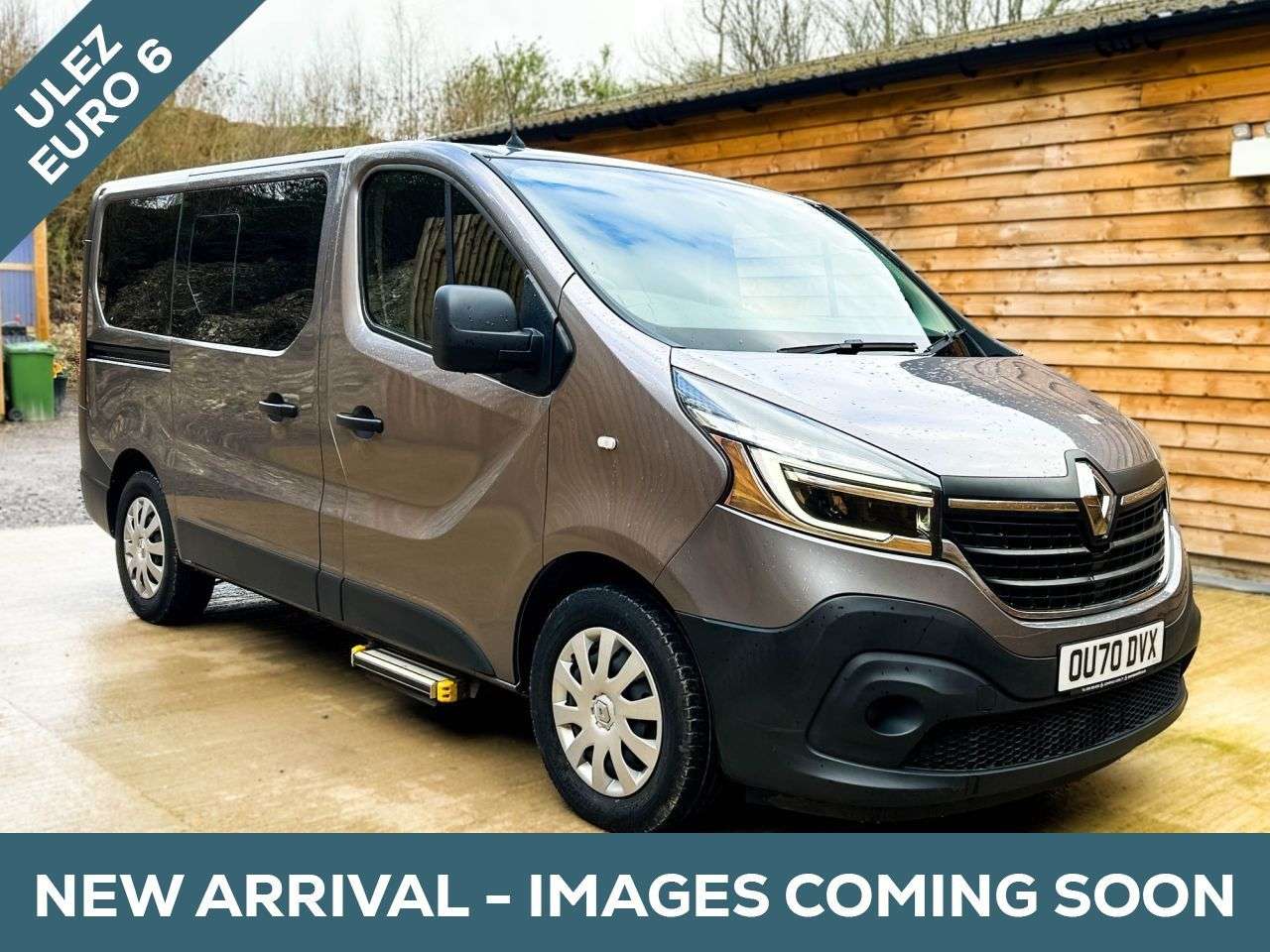 A 2020 RENAULT TRAFIC 5 Seat Auto Wheelchair Accessible Disabled Access Vehicle WAV A 2020 RENAULT TRAFIC 5 Seat Auto Wheelchair Accessible Disabled Access Vehicle WAV