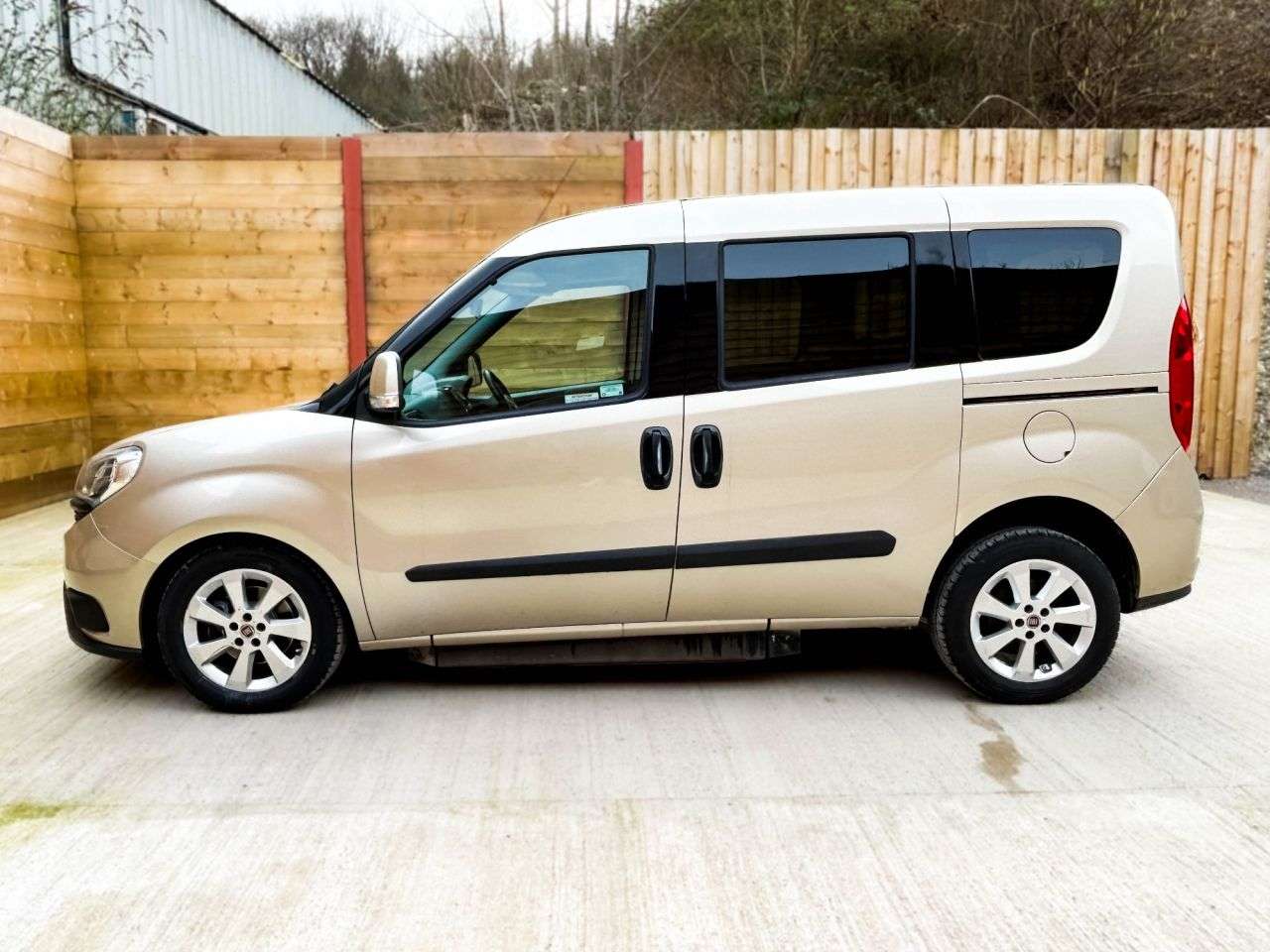 2015 FIAT DOBLO 2015 FIAT DOBLO