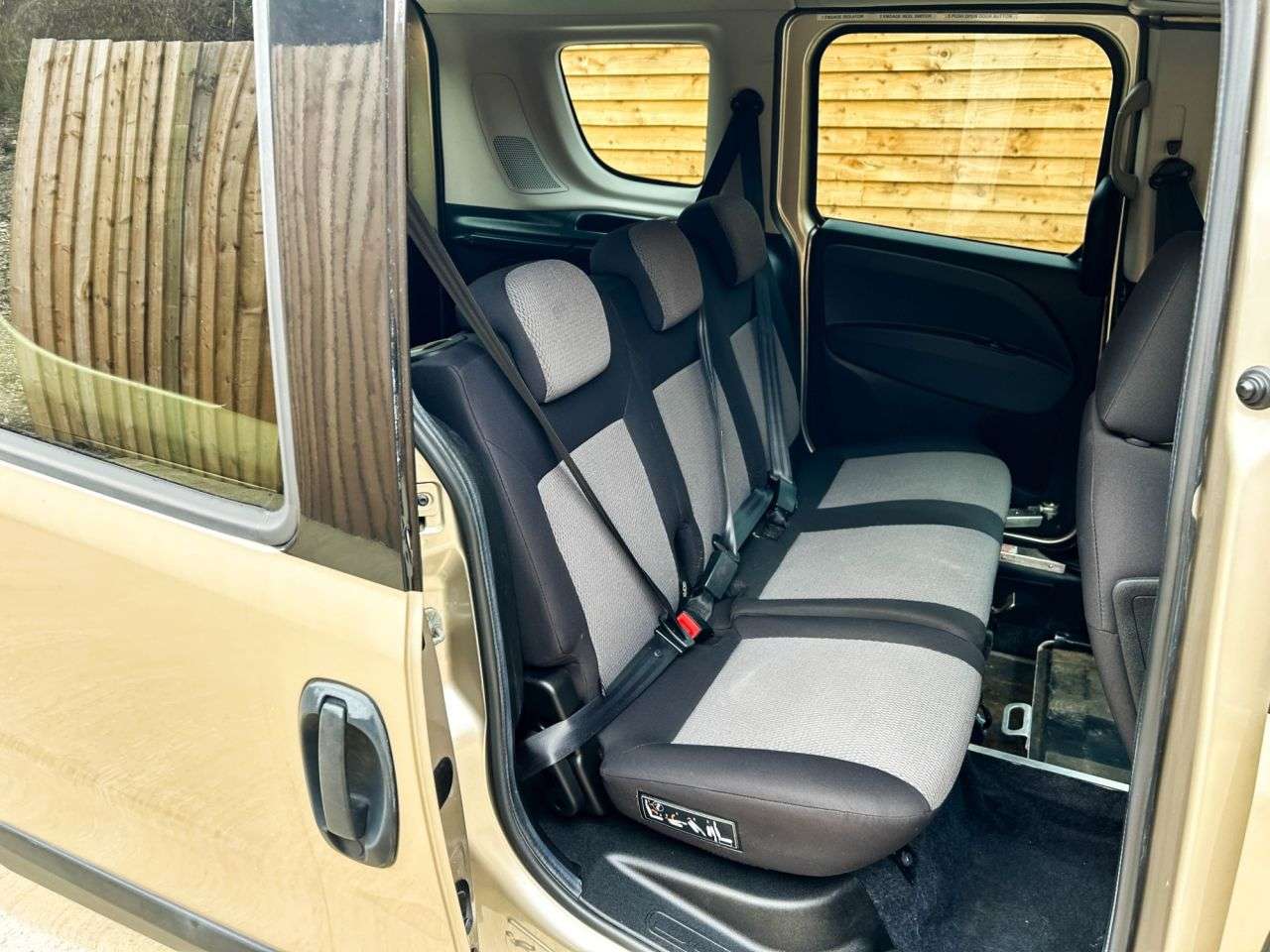 2015 FIAT DOBLO 2015 FIAT DOBLO