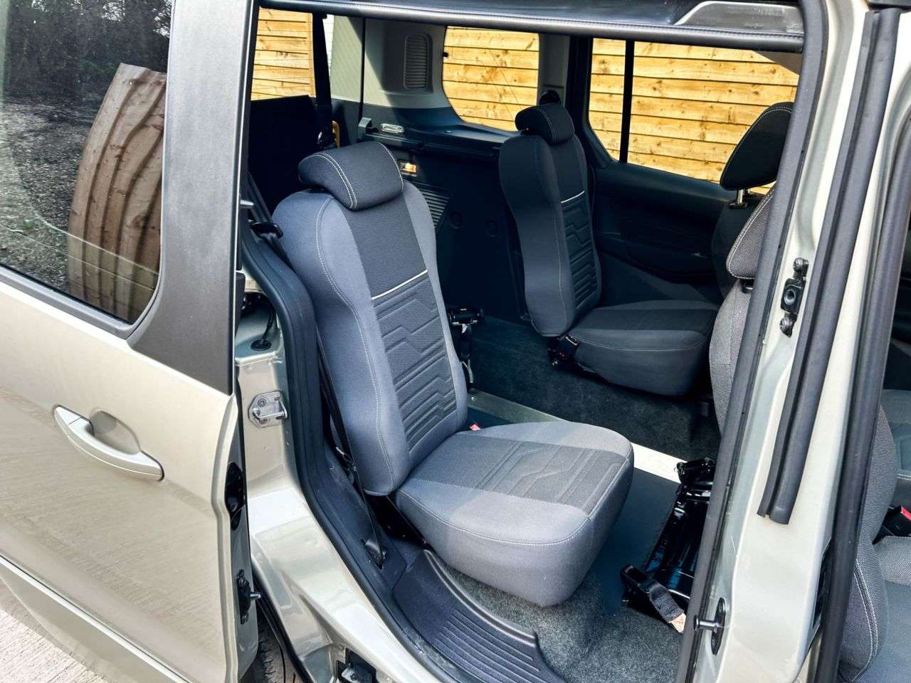 2015 FORD TOURNEO CONNECT 2015 FORD TOURNEO CONNECT