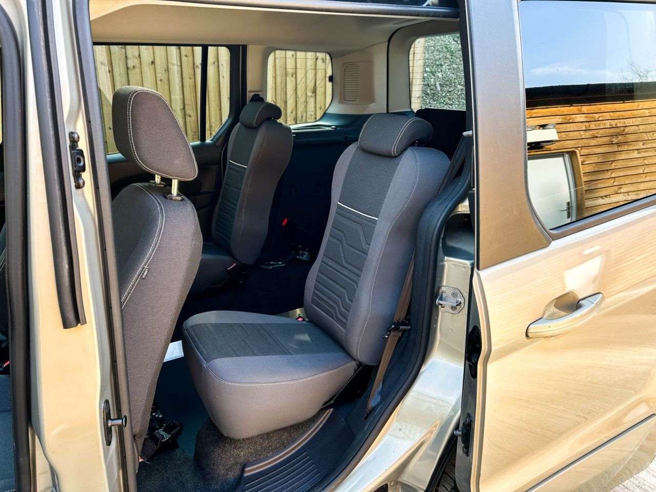 2015 FORD TOURNEO CONNECT 2015 FORD TOURNEO CONNECT