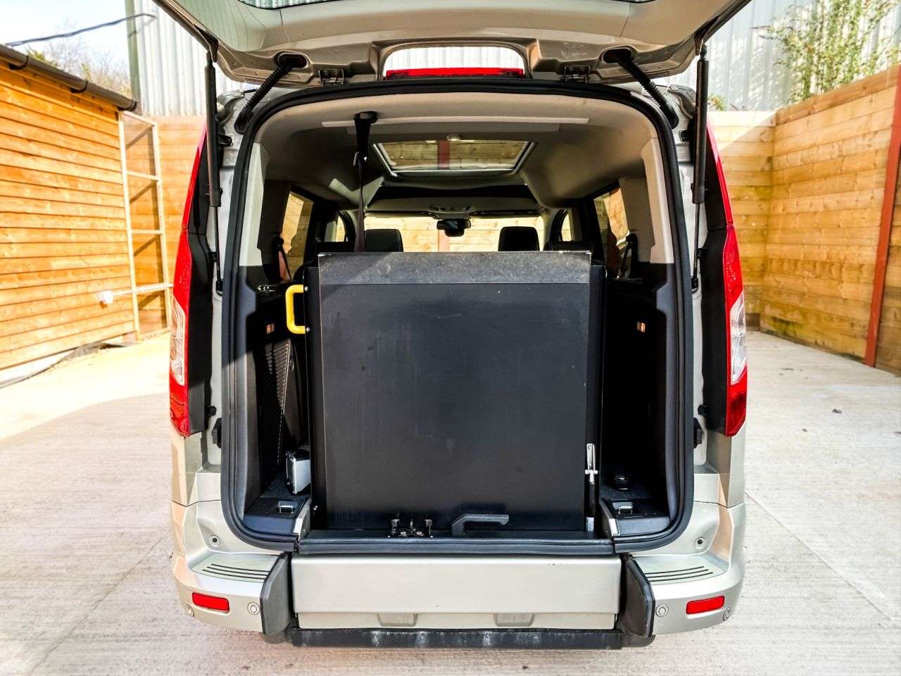 2015 FORD TOURNEO CONNECT 2015 FORD TOURNEO CONNECT