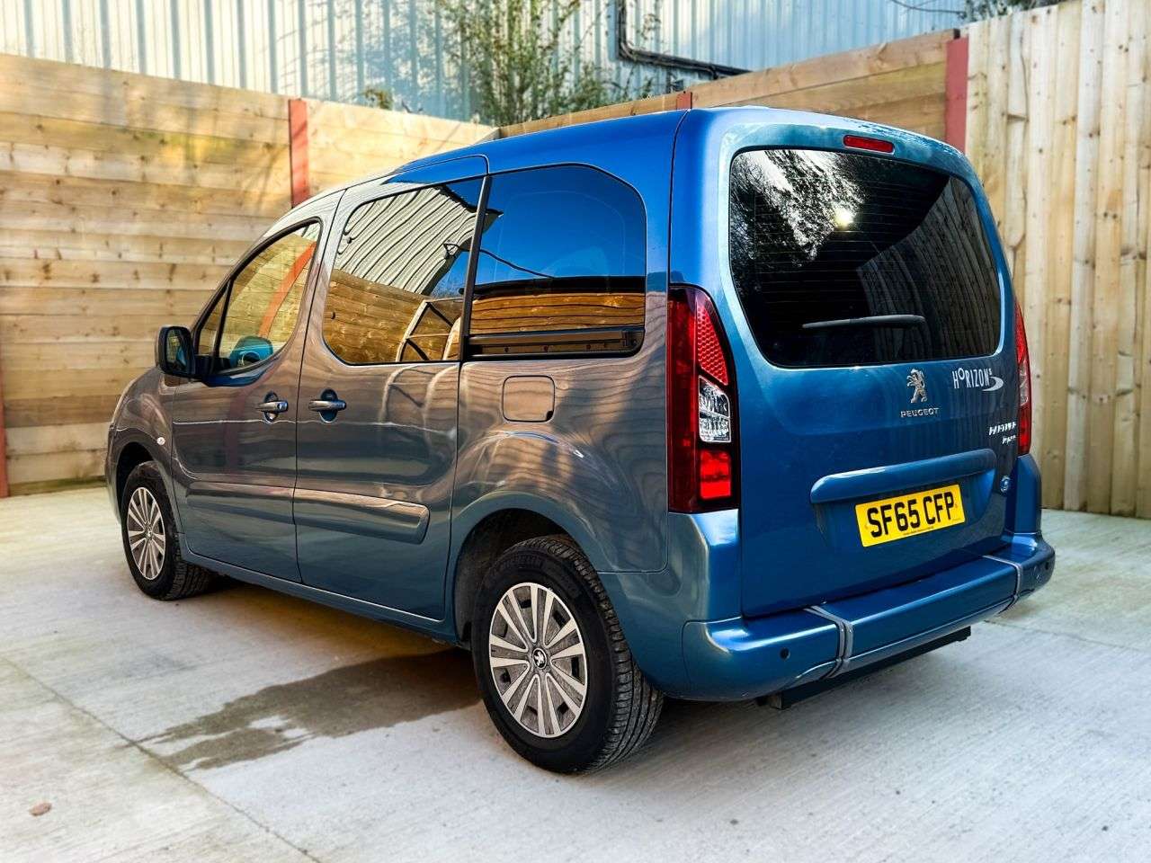 2015 PEUGEOT PARTNER TEPEE 2015 PEUGEOT PARTNER TEPEE