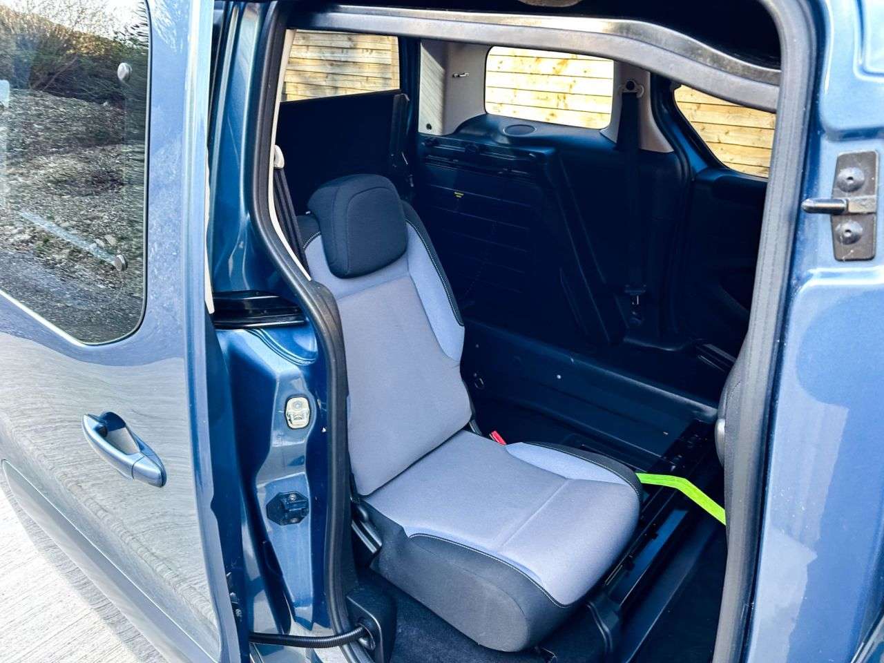 2015 PEUGEOT PARTNER TEPEE 2015 PEUGEOT PARTNER TEPEE