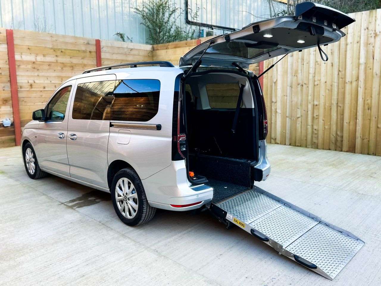 A 2022 VOLKSWAGEN CADDY MAXI 4 Seat Auto Wheelchair Accessible Disabled Access Vehicle WAV A 2022 VOLKSWAGEN CADDY MAXI 4 Seat Auto Wheelchair Accessible Disabled Access Vehicle WAV