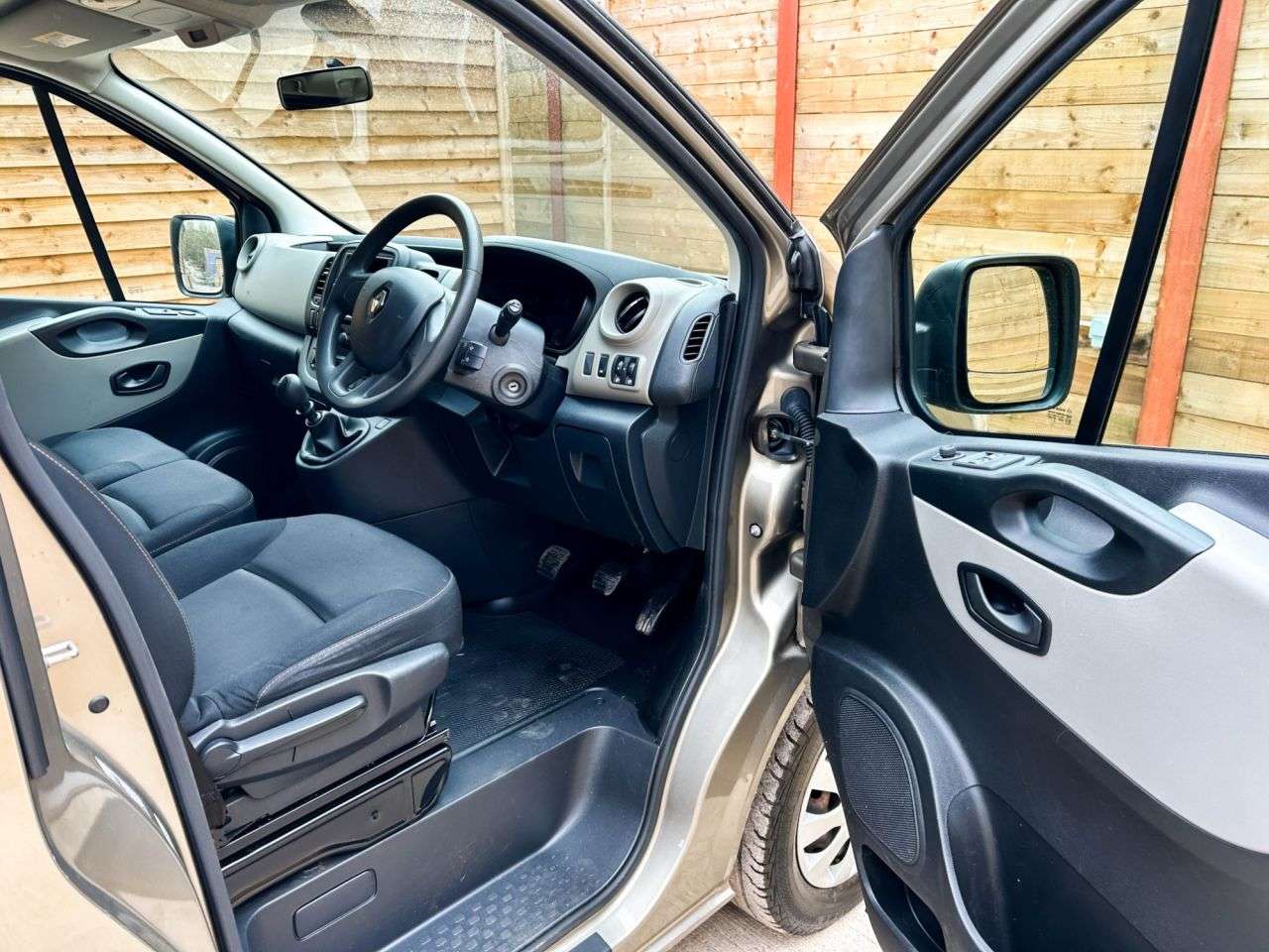 2019 RENAULT TRAFIC 2019 RENAULT TRAFIC