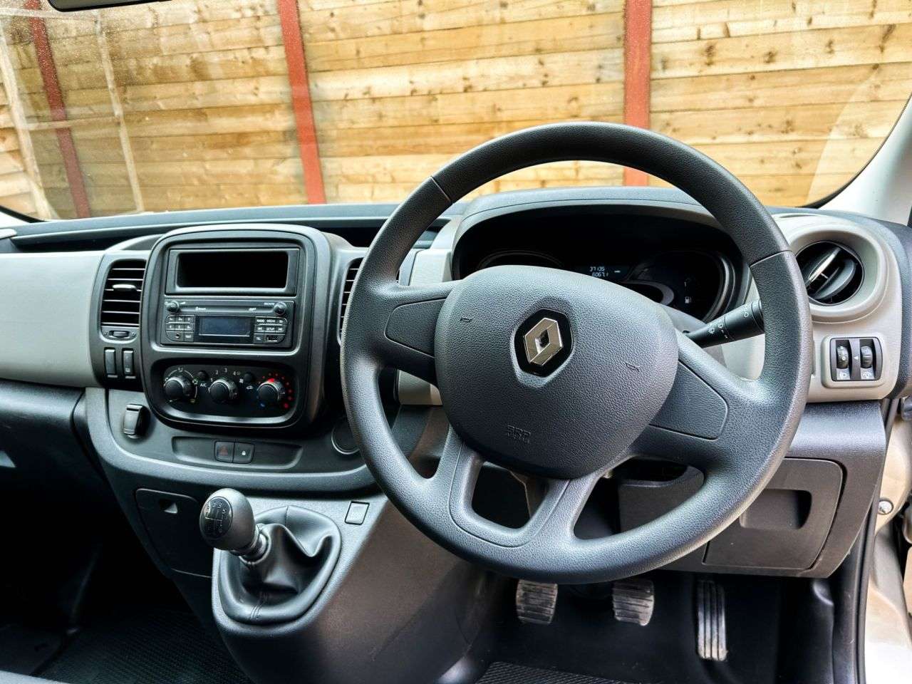 A 2019 RENAULT TRAFIC 6 Seat Wheelchair Accessible Disabled Access Vehicle WAV A 2019 RENAULT TRAFIC 6 Seat Wheelchair Accessible Disabled Access Vehicle WAV