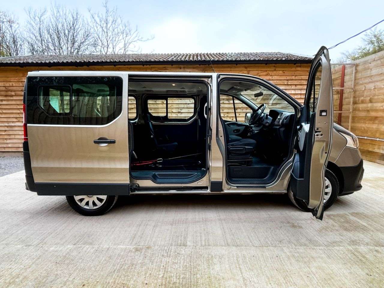2019 RENAULT TRAFIC 2019 RENAULT TRAFIC