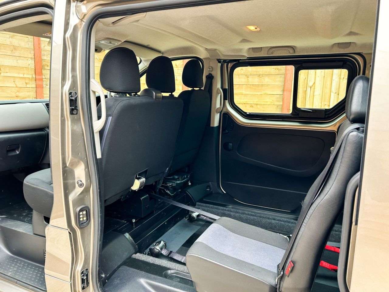 2019 RENAULT TRAFIC 2019 RENAULT TRAFIC
