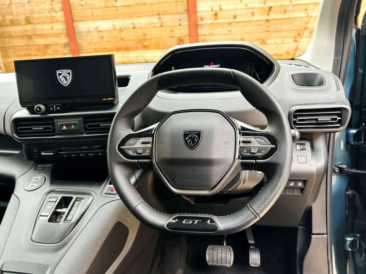 A 2024 PEUGEOT RIFTER 3 Seat Auto Wheelchair Accessible Disabled Access Vehicle WAV A 2024 PEUGEOT RIFTER 3 Seat Auto Wheelchair Accessible Disabled Access Vehicle WAV