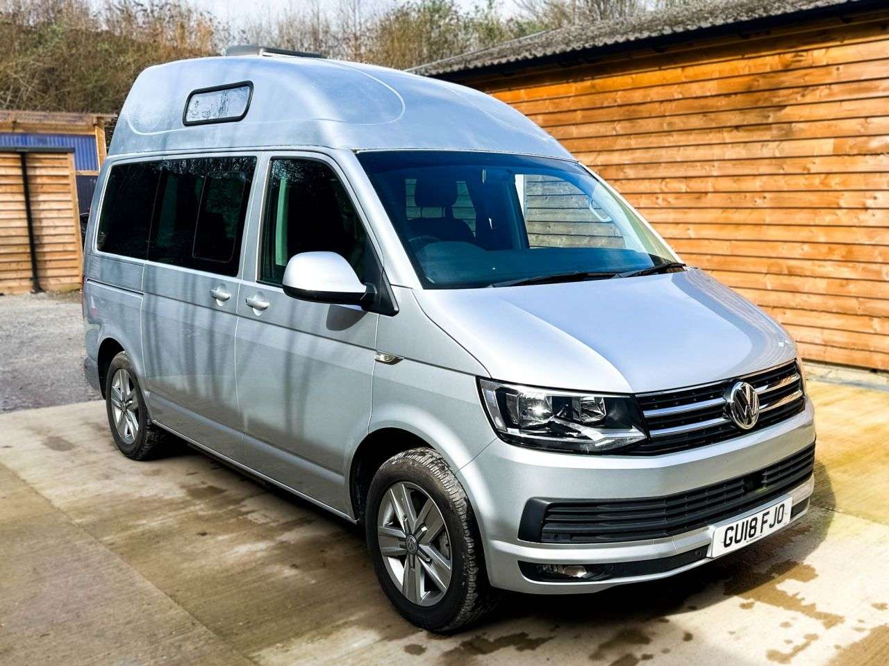 A 2018 VOLKSWAGEN CARAVELLE Petrol Auto Wheelchair Accessible High Roof Day Van Camper A 2018 VOLKSWAGEN CARAVELLE Petrol Auto Wheelchair Accessible High Roof Day Van Camper