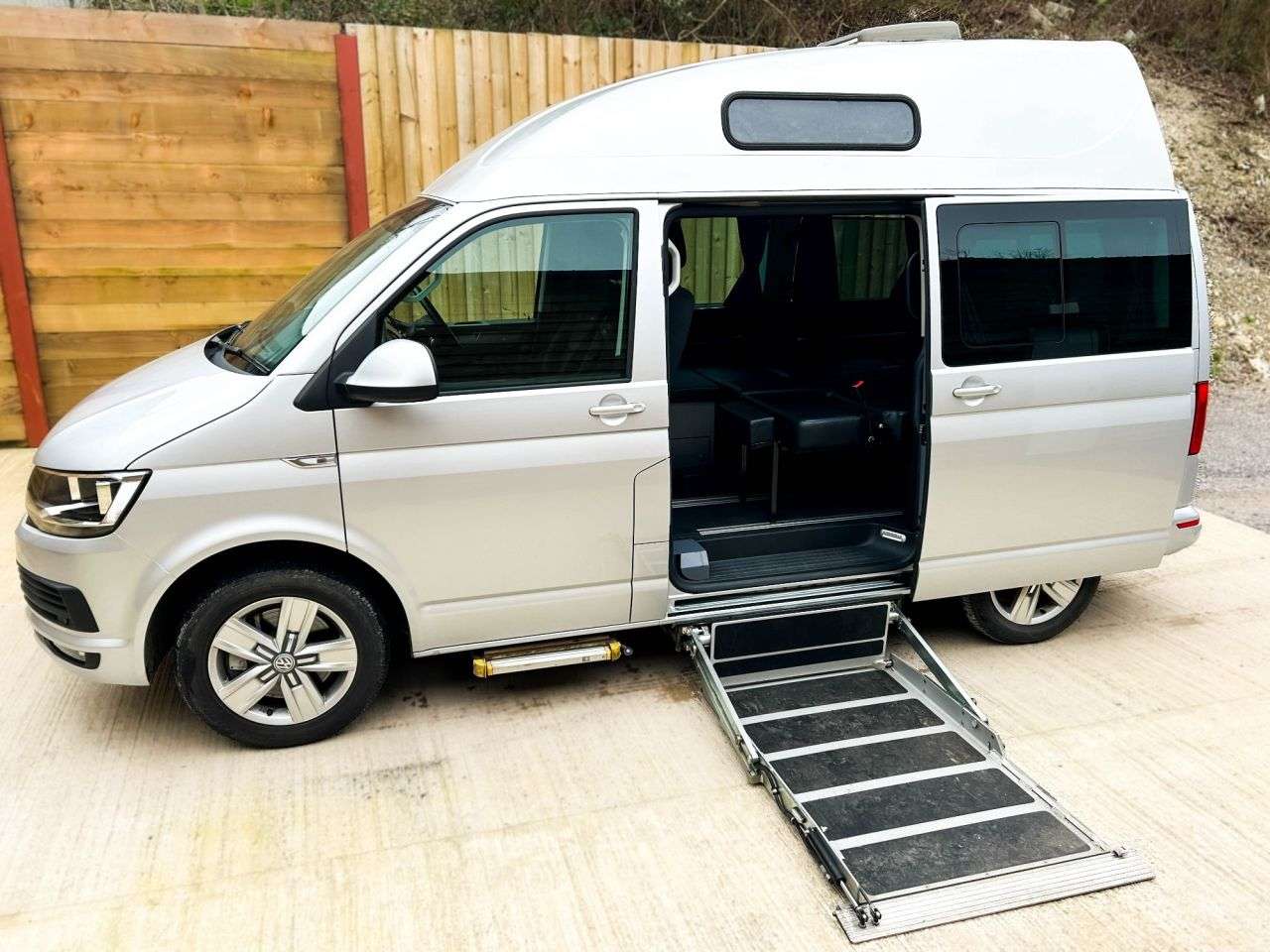 2018 VOLKSWAGEN CARAVELLE 2018 VOLKSWAGEN CARAVELLE