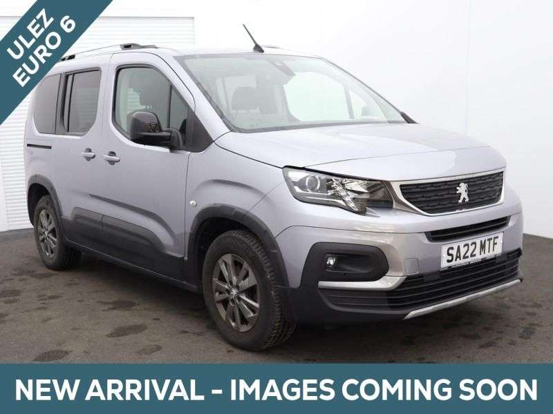 A 2022 PEUGEOT RIFTER 3 Seat Auto Wheelchair Accessible Disabled Access Vehicle WAV A 2022 PEUGEOT RIFTER 3 Seat Auto Wheelchair Accessible Disabled Access Vehicle WAV