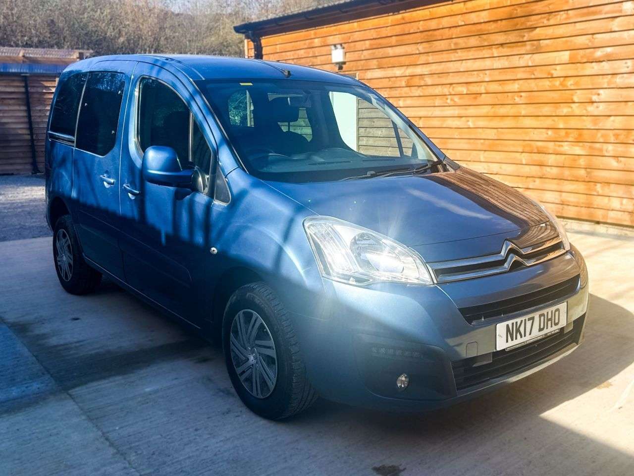 A 2017 CITROEN BERLINGO MULTISPACE 3 Seat Auto Wheelchair Accessible Disabled Access Vehicle WAV A 2017 CITROEN BERLINGO MULTISPACE 3 Seat Auto Wheelchair Accessible Disabled Access Vehicle WAV