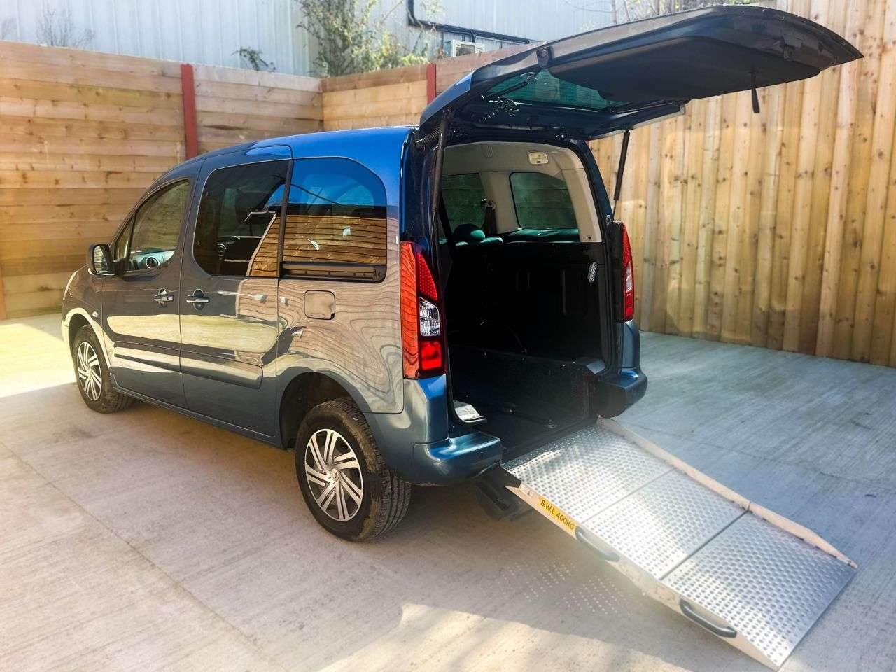 A 2017 CITROEN BERLINGO MULTISPACE 3 Seat Auto Wheelchair Accessible Disabled Access Vehicle WAV A 2017 CITROEN BERLINGO MULTISPACE 3 Seat Auto Wheelchair Accessible Disabled Access Vehicle WAV