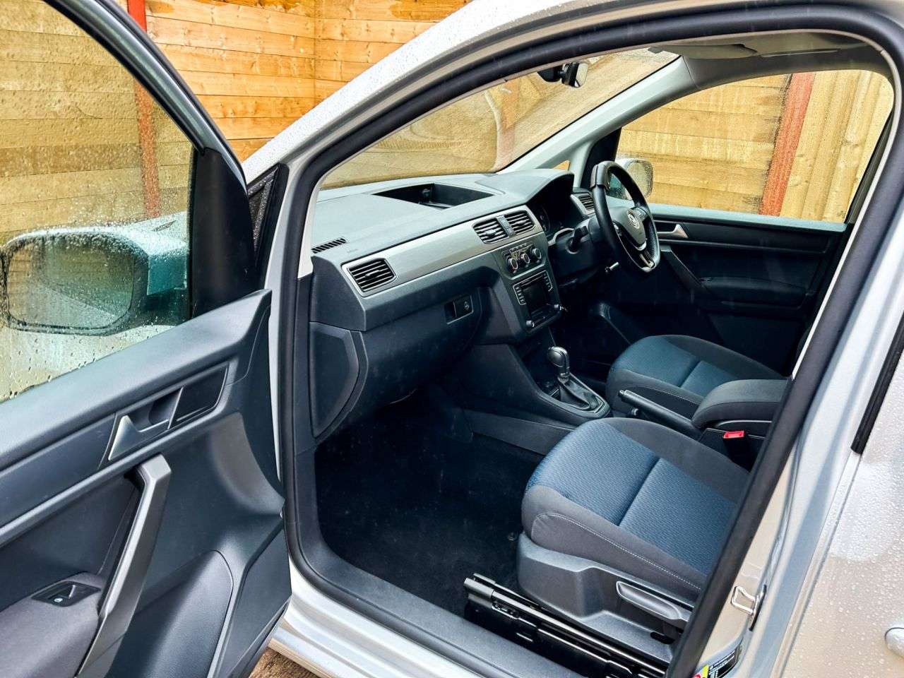 2020 VOLKSWAGEN CADDY MAXI LIFE 2020 VOLKSWAGEN CADDY MAXI LIFE