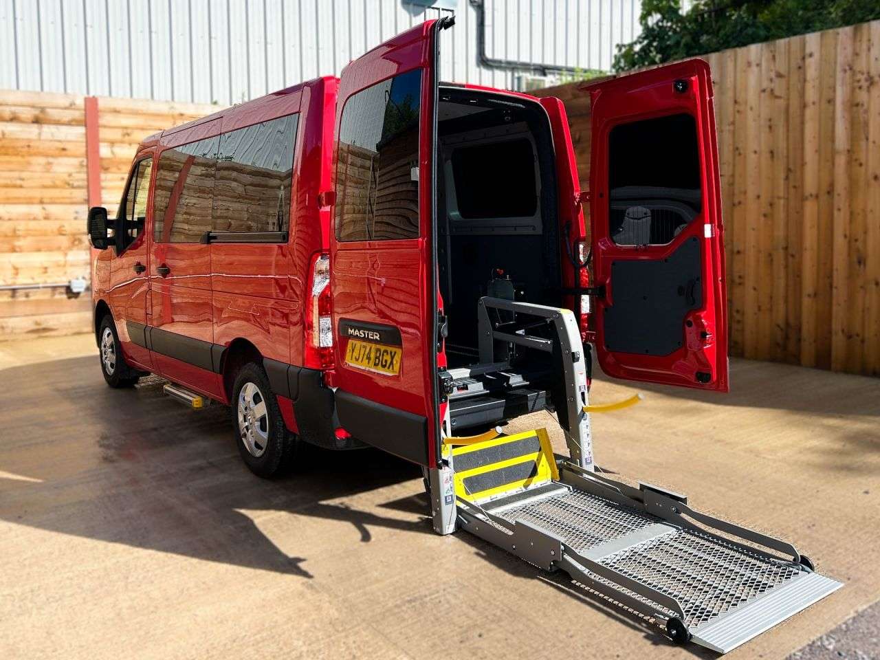 A 2024 RENAULT MASTER 4 Seat Wheelchair Accessible Disabled Access Vehicle WAV A 2024 RENAULT MASTER 4 Seat Wheelchair Accessible Disabled Access Vehicle WAV