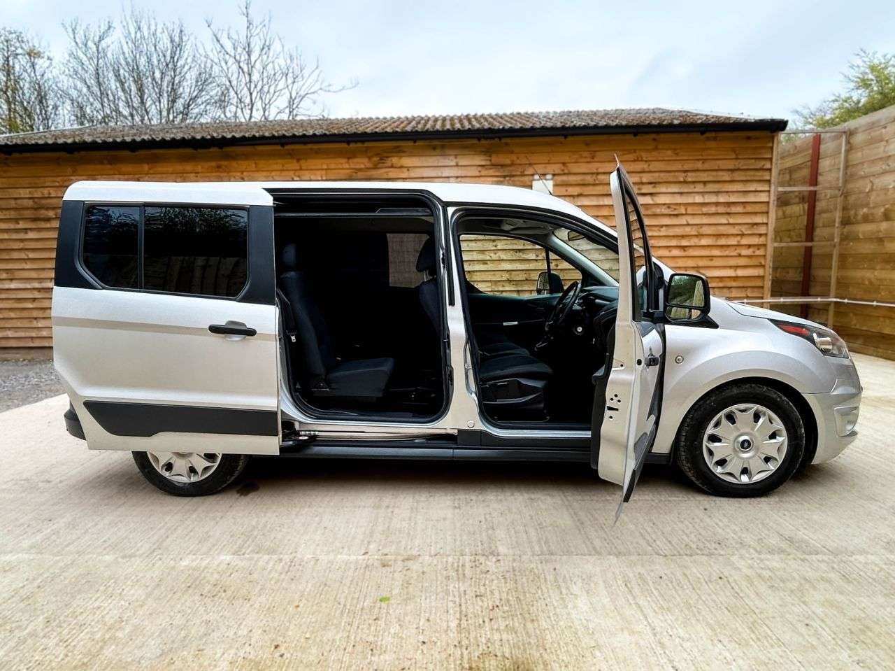 2019 FORD GRAND TOURNEO CONNECT 2019 FORD GRAND TOURNEO CONNECT