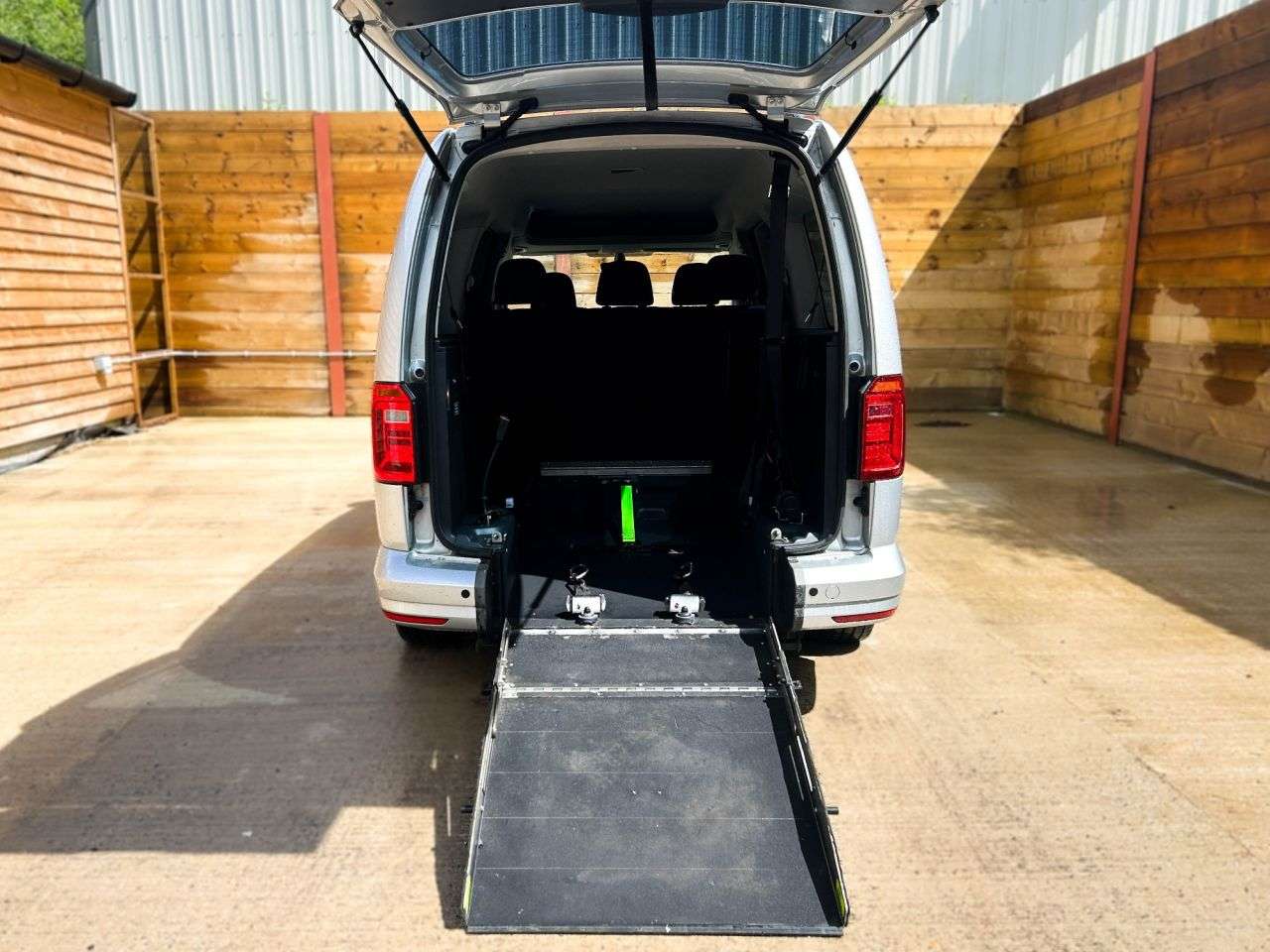 2020 VOLKSWAGEN CADDY MAXI LIFE 2020 VOLKSWAGEN CADDY MAXI LIFE