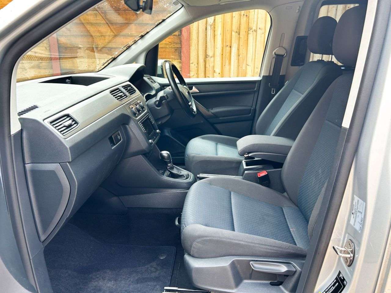 2020 VOLKSWAGEN CADDY MAXI LIFE 2020 VOLKSWAGEN CADDY MAXI LIFE