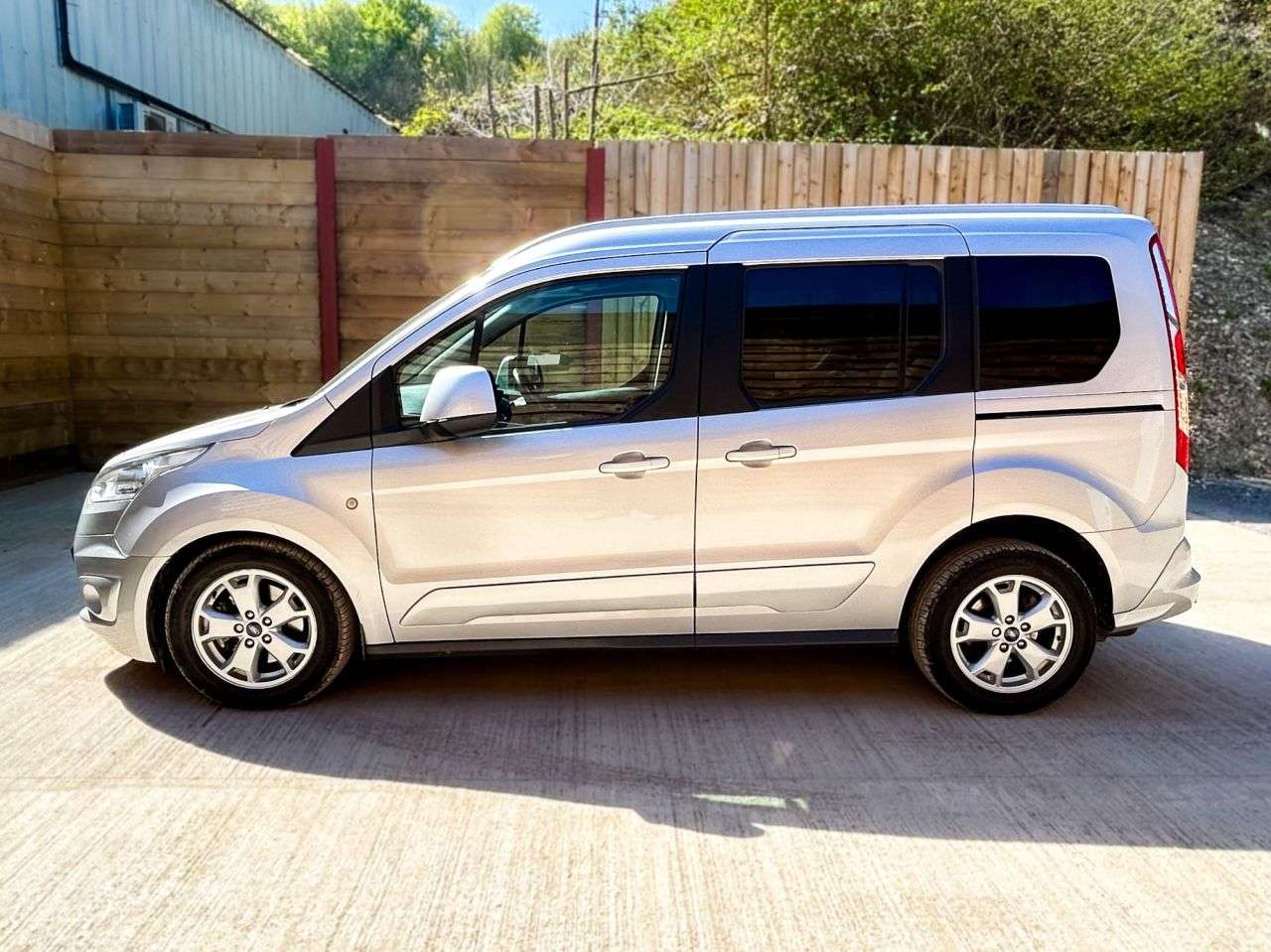 2015 FORD TOURNEO CONNECT 2015 FORD TOURNEO CONNECT
