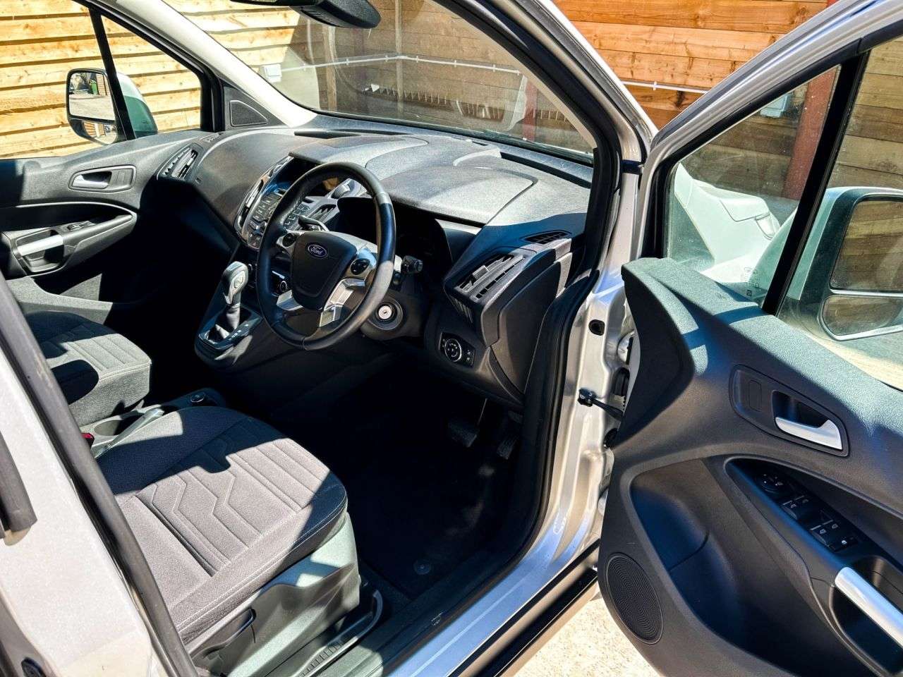 2015 FORD TOURNEO CONNECT 2015 FORD TOURNEO CONNECT