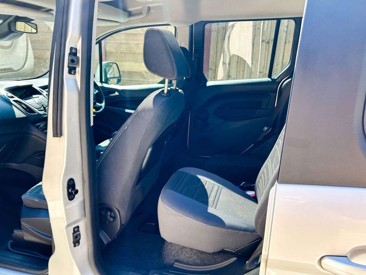 2015 FORD TOURNEO CONNECT 2015 FORD TOURNEO CONNECT