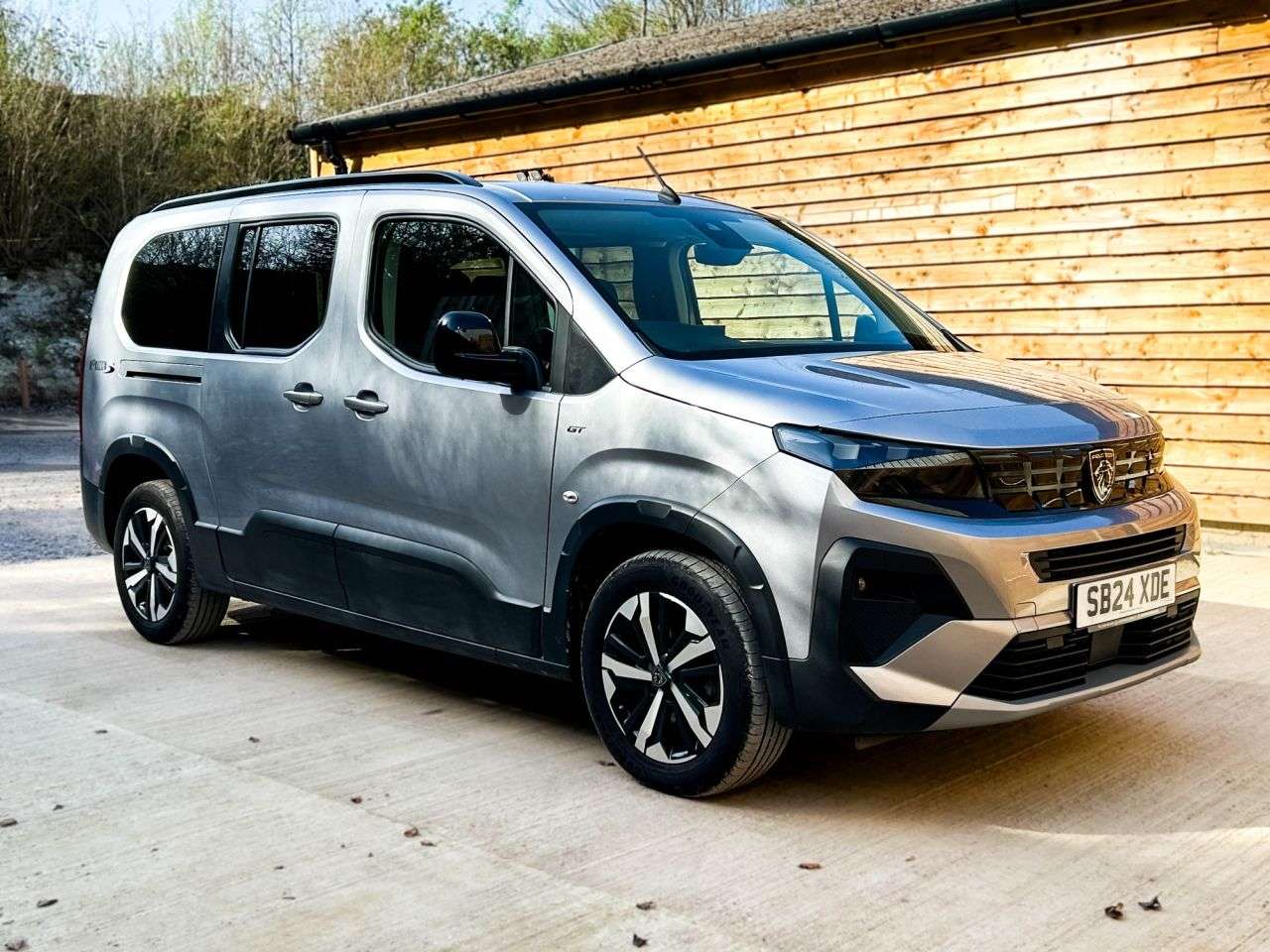 A 2024 PEUGEOT RIFTER 3 Seat Auto Wheelchair Accessible Disabled Access Vehicle WAV A 2024 PEUGEOT RIFTER 3 Seat Auto Wheelchair Accessible Disabled Access Vehicle WAV