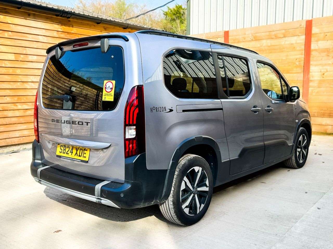 2024 PEUGEOT RIFTER 2024 PEUGEOT RIFTER