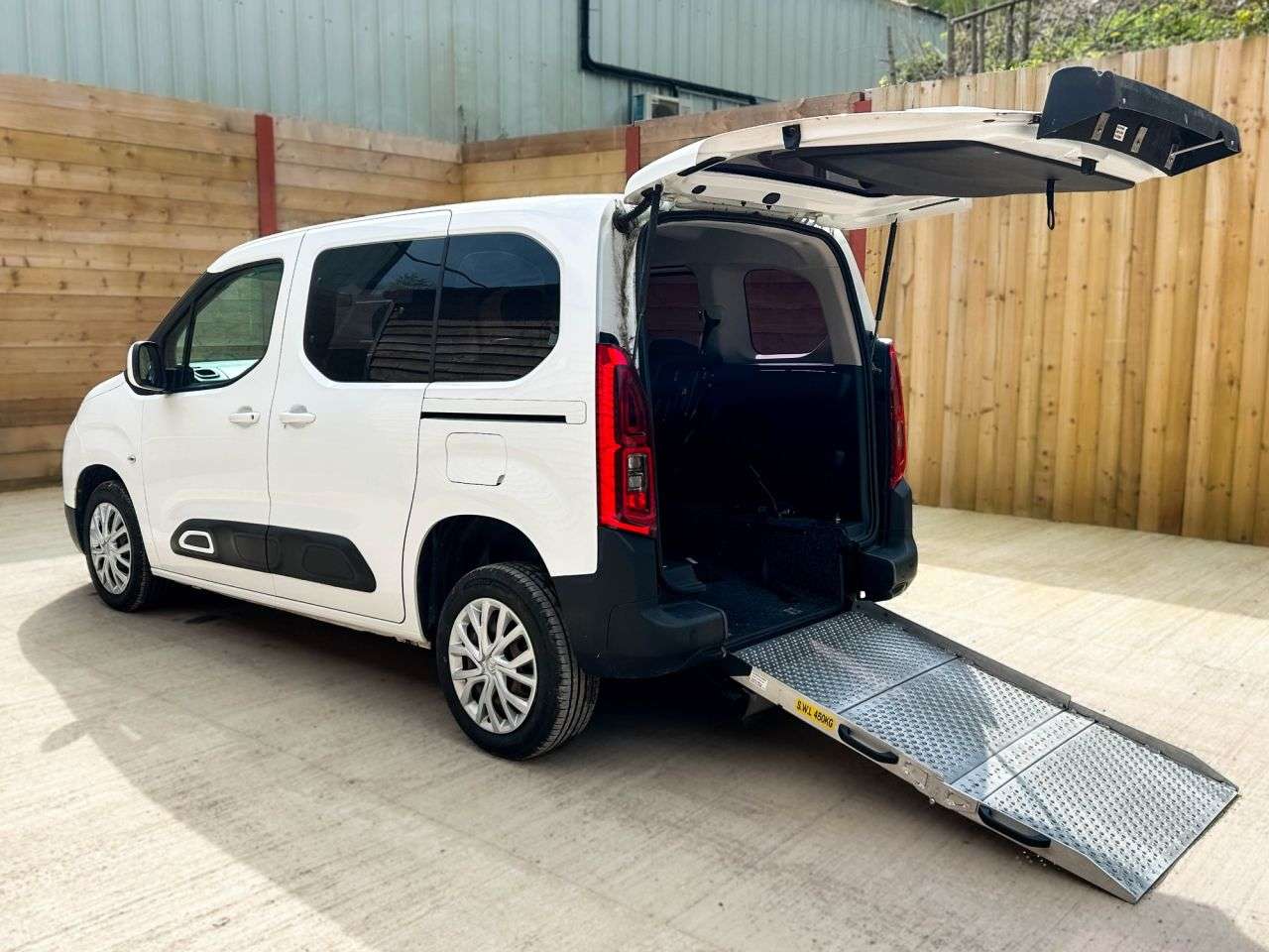 A 2020 CITROEN BERLINGO 3 Seat Auto Wheelchair Accessible Disabled Access Vehicle WAV A 2020 CITROEN BERLINGO 3 Seat Auto Wheelchair Accessible Disabled Access Vehicle WAV