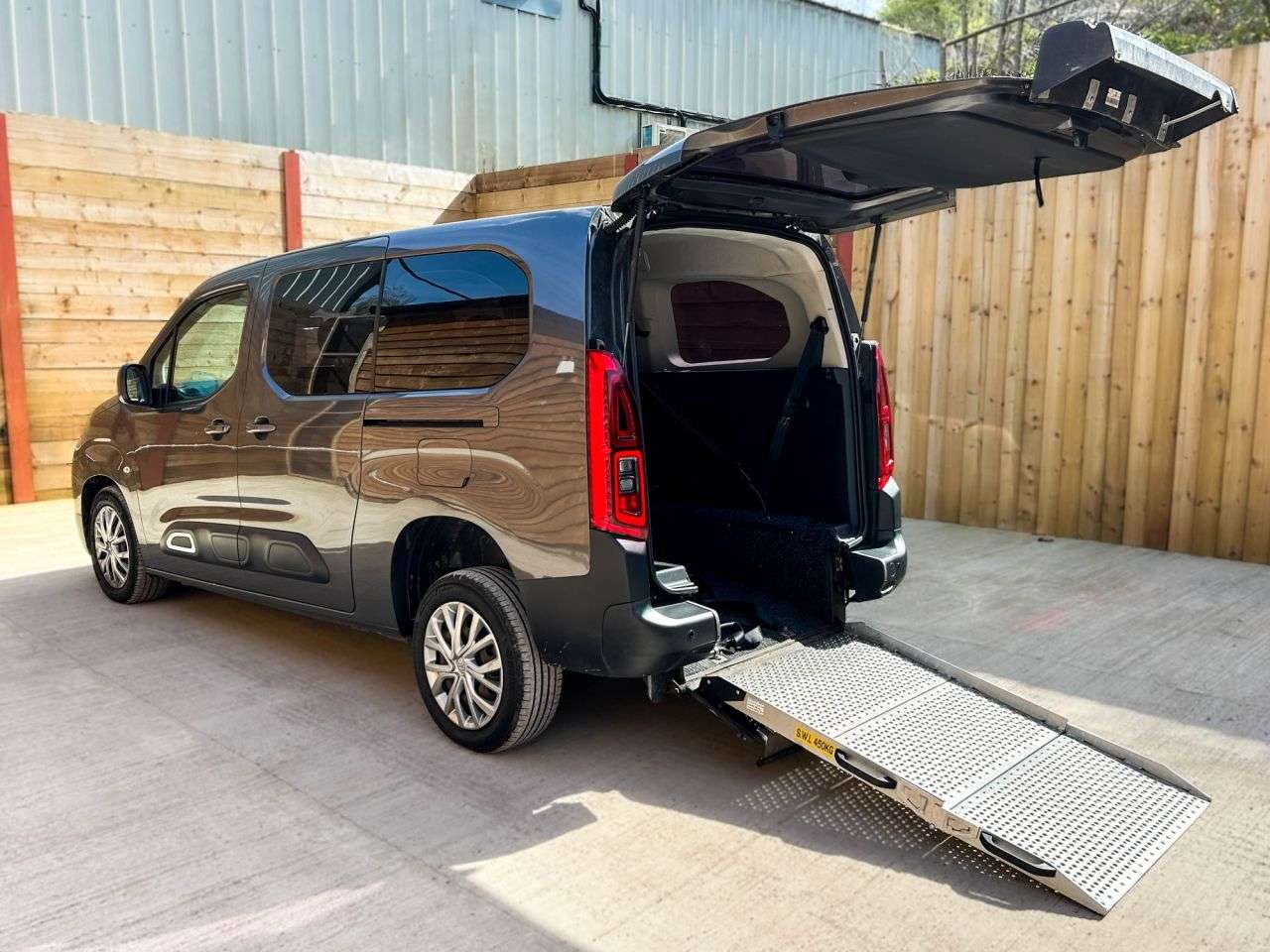 A 2020 CITROEN BERLINGO L2 LWB 4 Seat Auto Wheelchair Accessible Disabled Access Vehicle WAV A 2020 CITROEN BERLINGO L2 LWB 4 Seat Auto Wheelchair Accessible Disabled Access Vehicle WAV