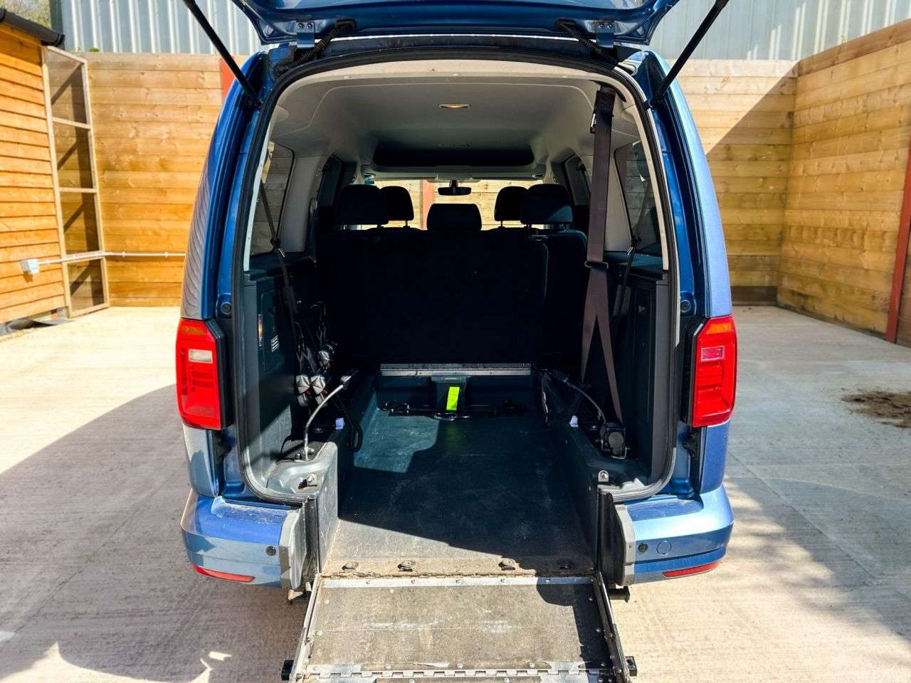 2020 VOLKSWAGEN CADDY MAXI LIFE 2020 VOLKSWAGEN CADDY MAXI LIFE