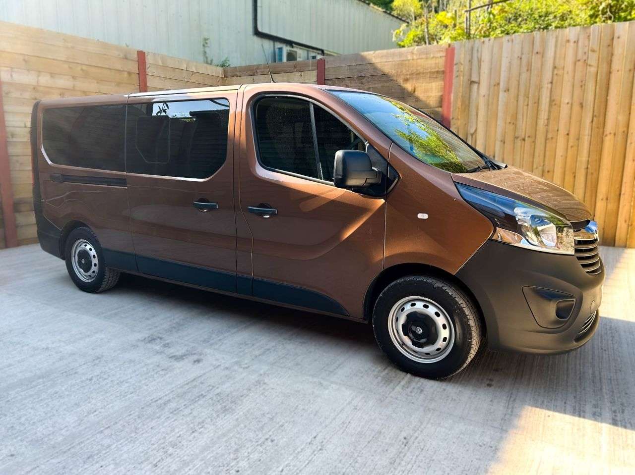 A 2018 VAUXHALL VIVARO L2 LWB 5 Seat Twin Wheelchair Accessible Disabled Access Vehicle WAV A 2018 VAUXHALL VIVARO L2 LWB 5 Seat Twin Wheelchair Accessible Disabled Access Vehicle WAV
