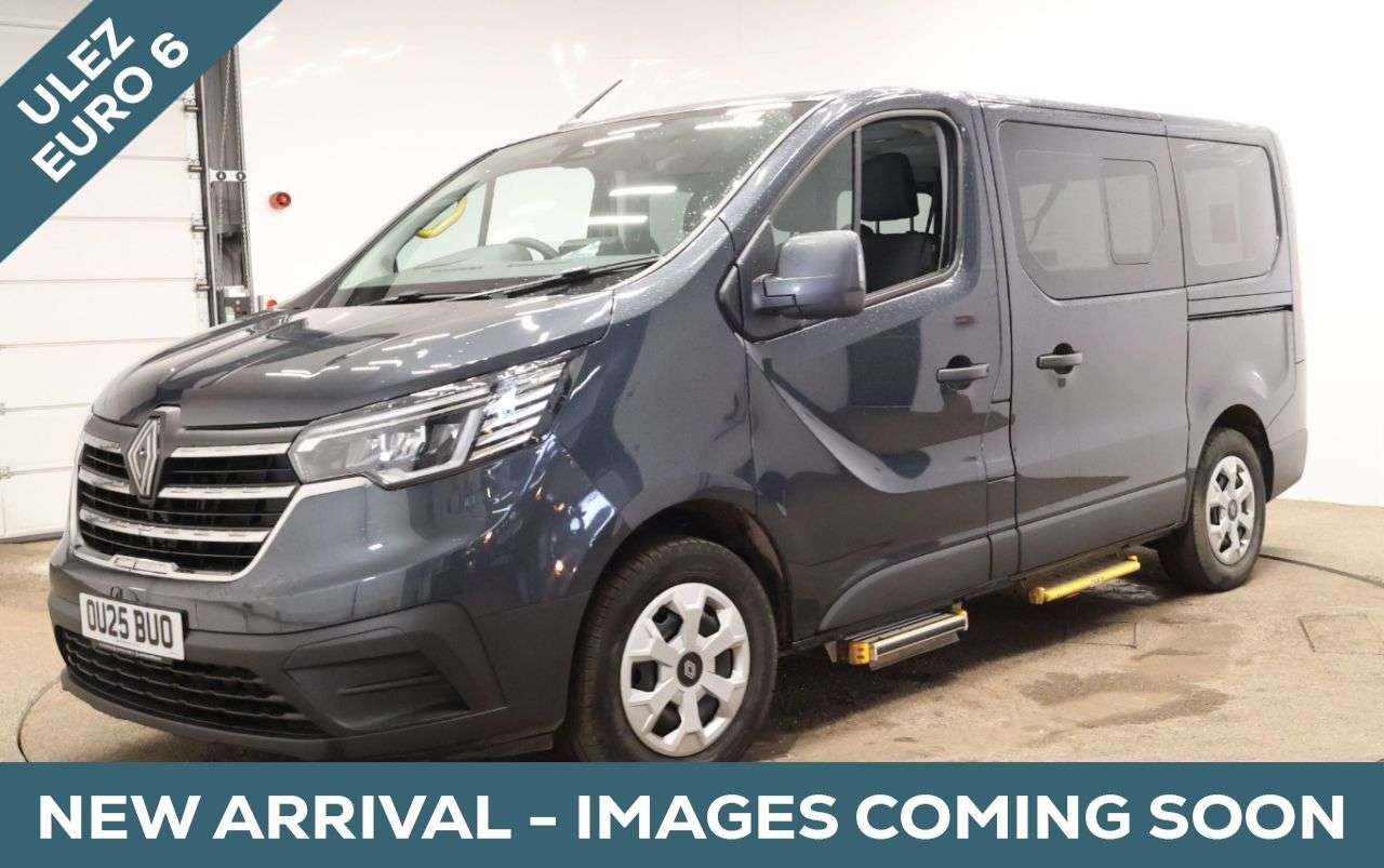 A 2025 RENAULT TRAFIC 4 Seat Wheelchair Accessible Disabled Access Vehicle WAV A 2025 RENAULT TRAFIC 4 Seat Wheelchair Accessible Disabled Access Vehicle WAV