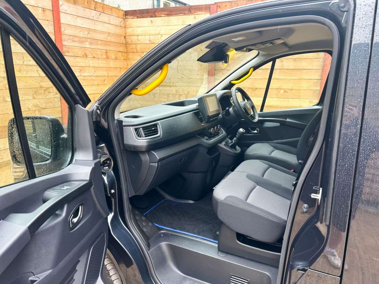 2025 RENAULT TRAFIC 2025 RENAULT TRAFIC