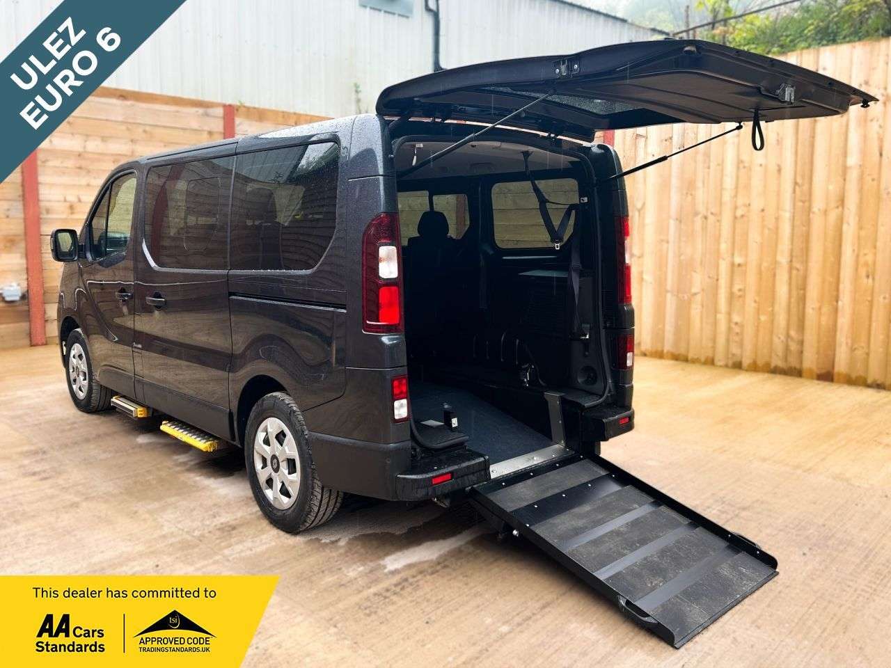 A 2025 RENAULT TRAFIC 4 Seat Wheelchair Accessible Disabled Access Vehicle WAV A 2025 RENAULT TRAFIC 4 Seat Wheelchair Accessible Disabled Access Vehicle WAV