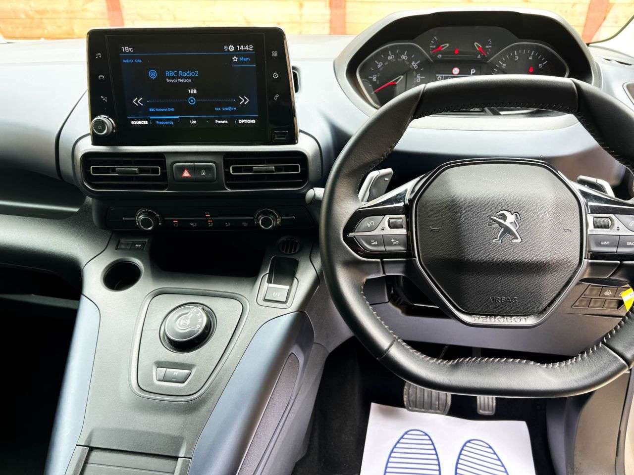 A 2020 PEUGEOT RIFTER 3 Seat Auto Wheelchair Accessible Disabled Access Vehicle WAV A 2020 PEUGEOT RIFTER 3 Seat Auto Wheelchair Accessible Disabled Access Vehicle WAV