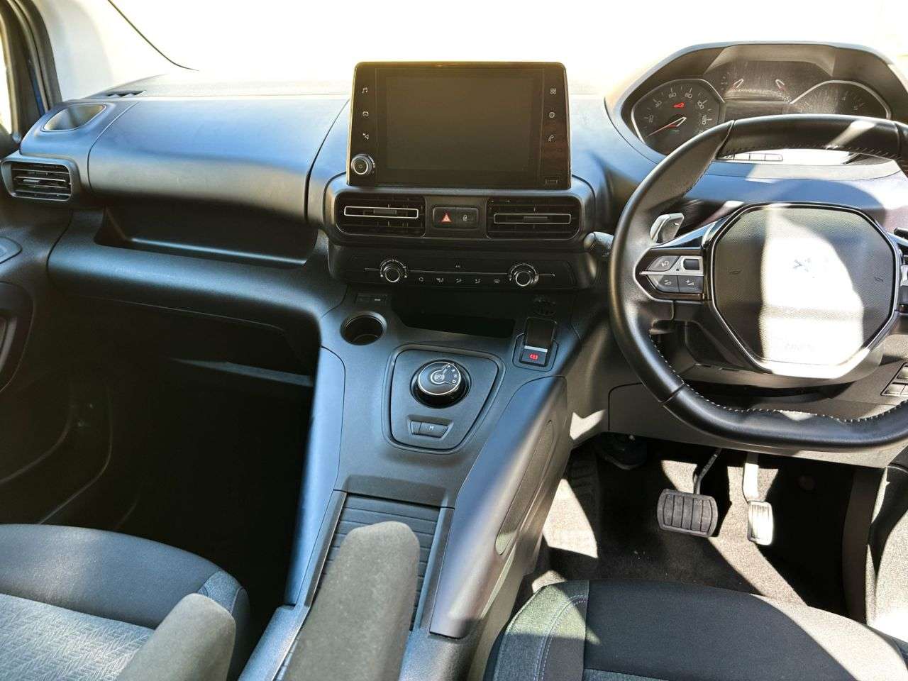 A 2020 PEUGEOT RIFTER L2 LWB 5 Seat Diesel Auto Wheelchair Accessible Disabled Access Vehicle WAV A 2020 PEUGEOT RIFTER L2 LWB 5 Seat Diesel Auto Wheelchair Accessible Disabled Access Vehicle WAV