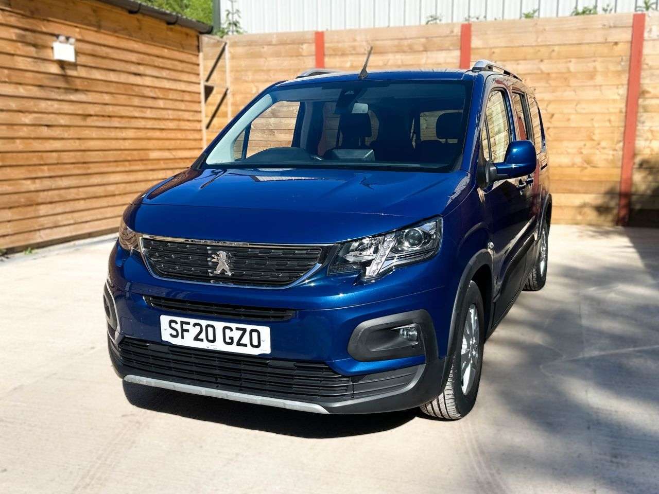A 2020 PEUGEOT RIFTER L2 LWB 5 Seat Diesel Auto Wheelchair Accessible Disabled Access Vehicle WAV A 2020 PEUGEOT RIFTER L2 LWB 5 Seat Diesel Auto Wheelchair Accessible Disabled Access Vehicle WAV