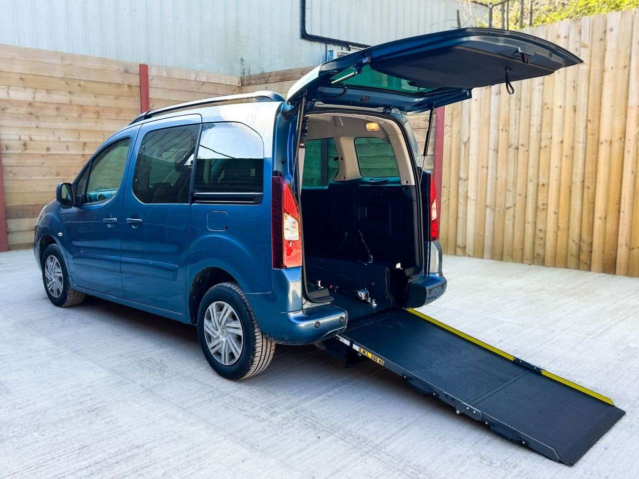 A 2019 CITROEN BERLINGO MULTISPACE 3 Seat Auto Wheelchair Accessible Disabled Access Vehicle WAV A 2019 CITROEN BERLINGO MULTISPACE 3 Seat Auto Wheelchair Accessible Disabled Access Vehicle WAV