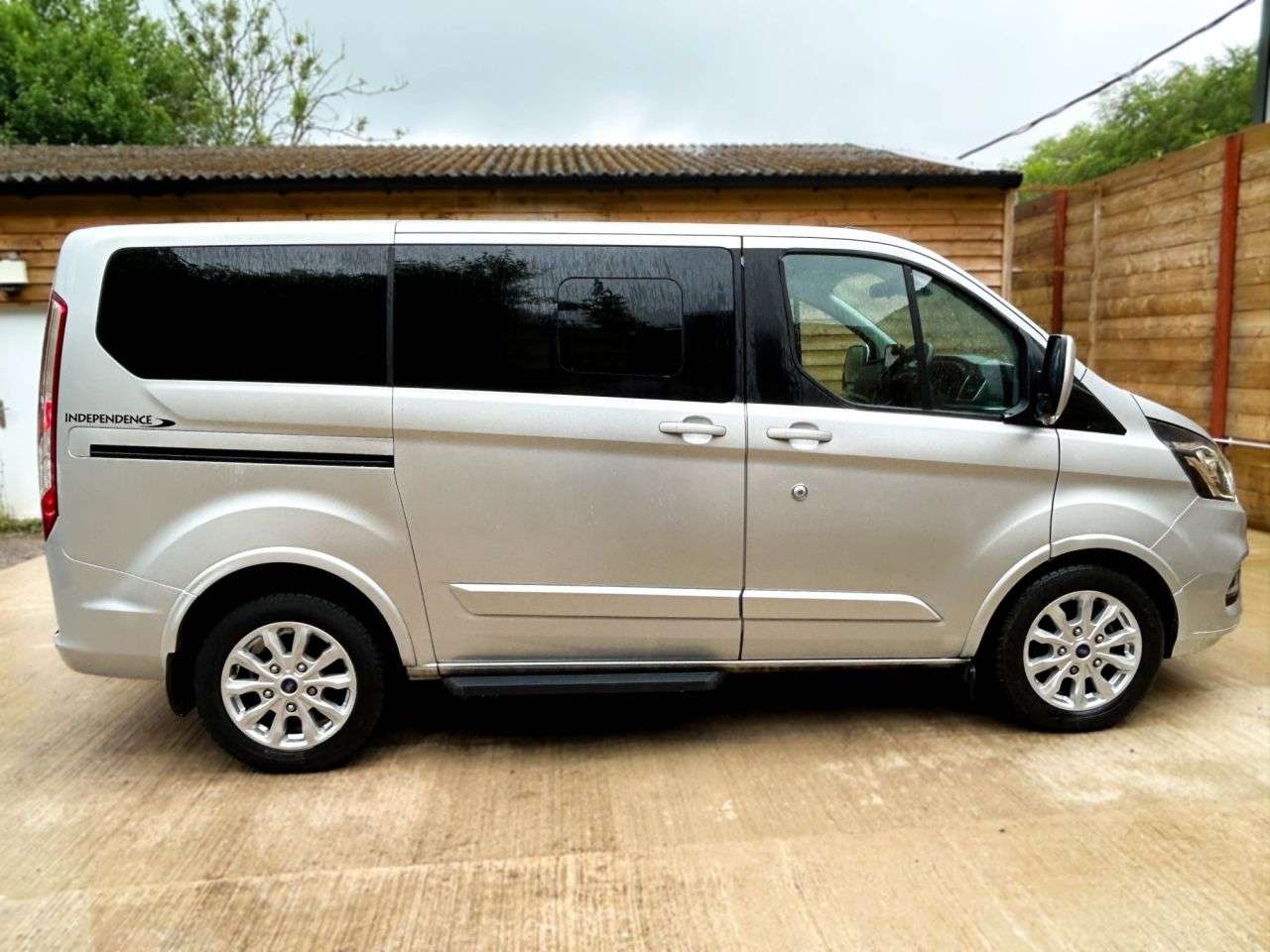 A 2022 FORD TOURNEO CUSTOM 6 Seat Auto Wheelchair Accessible Disabled Access Vehicle WAV A 2022 FORD TOURNEO CUSTOM 6 Seat Auto Wheelchair Accessible Disabled Access Vehicle WAV