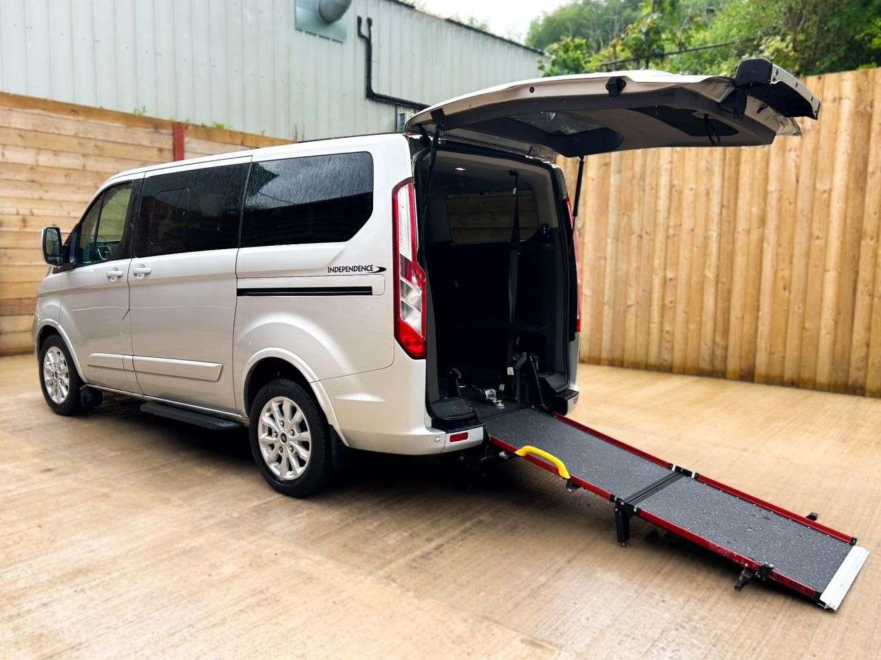 A 2022 FORD TOURNEO CUSTOM 6 Seat Auto Wheelchair Accessible Disabled Access Vehicle WAV A 2022 FORD TOURNEO CUSTOM 6 Seat Auto Wheelchair Accessible Disabled Access Vehicle WAV