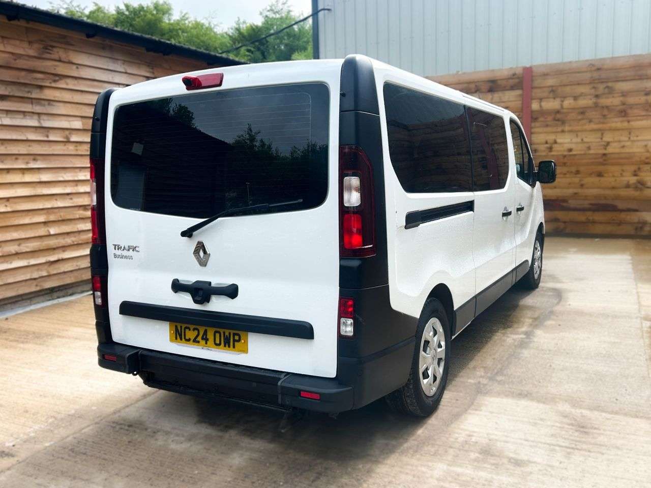 2024 RENAULT TRAFIC 2024 RENAULT TRAFIC