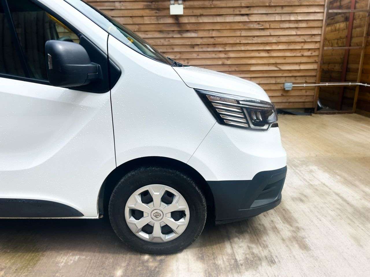 2024 RENAULT TRAFIC 2024 RENAULT TRAFIC