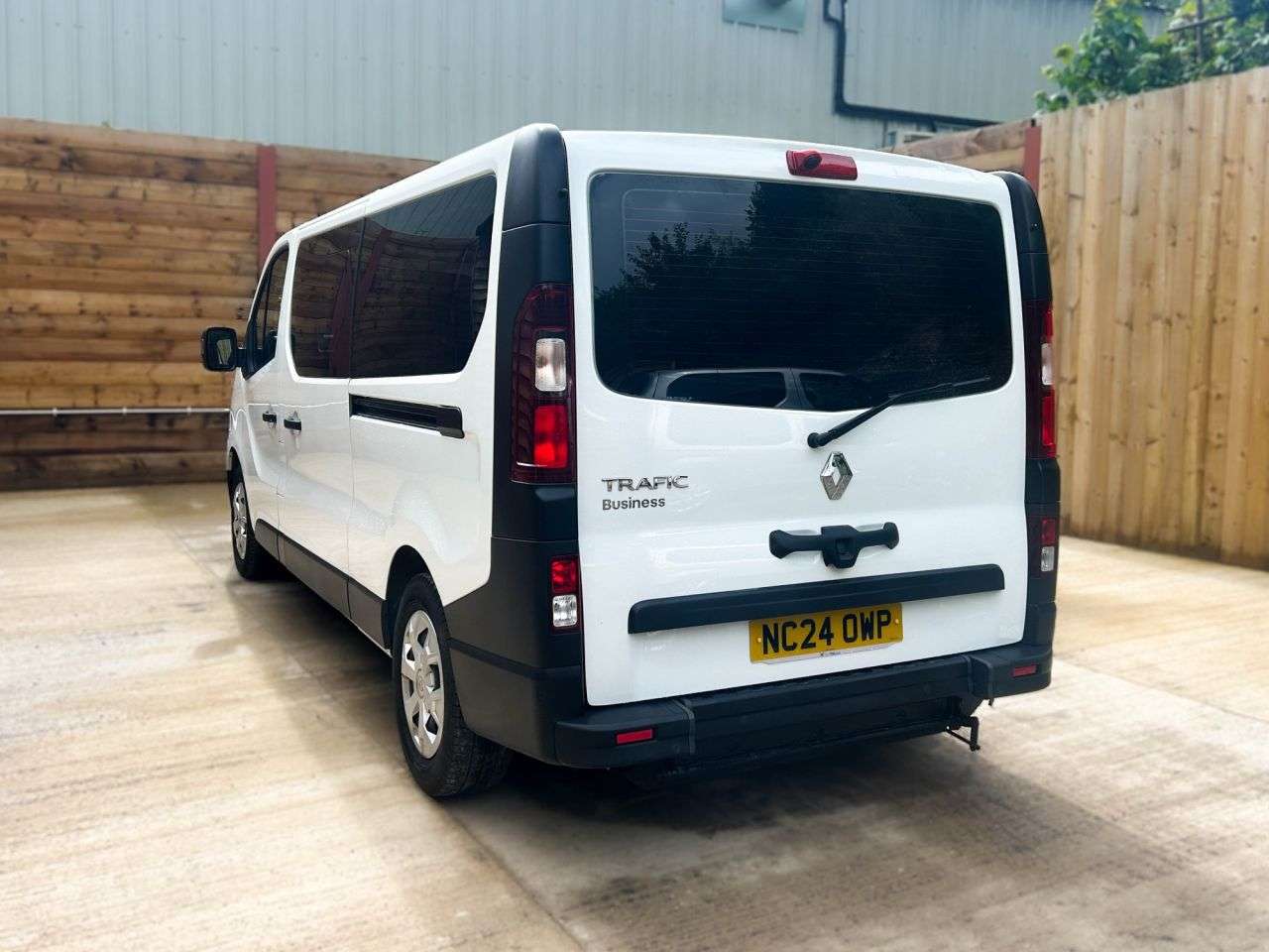 2024 RENAULT TRAFIC 2024 RENAULT TRAFIC