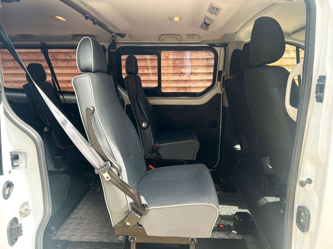 2024 RENAULT TRAFIC 2024 RENAULT TRAFIC