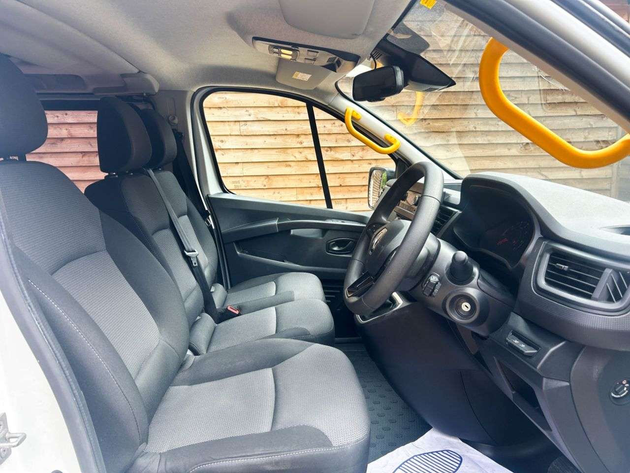 2024 RENAULT TRAFIC 2024 RENAULT TRAFIC