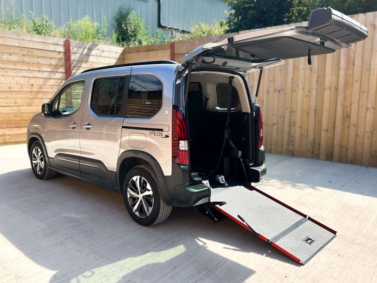 A 2024 PEUGEOT RIFTER 3 Seat Auto Wheelchair Accessible Disabled Access Vehicle WAV A 2024 PEUGEOT RIFTER 3 Seat Auto Wheelchair Accessible Disabled Access Vehicle WAV
